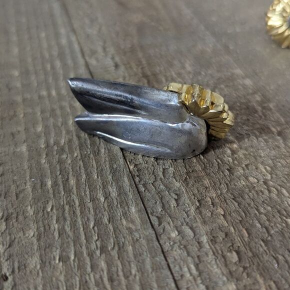 Vintage Oneida Sunflower Knife Rest / Holder — Silver-Plated Tableware Decor 10 - Picture 5 of 7